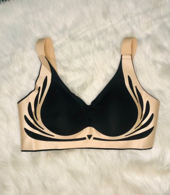 Imported Premium soft stretch comfortable push-up sports bra - Image 2